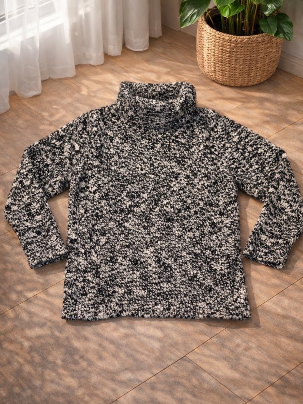 Ann Taylor Merino Wool Turtleneck Sweater Black White Marled Chunky Knit Size L